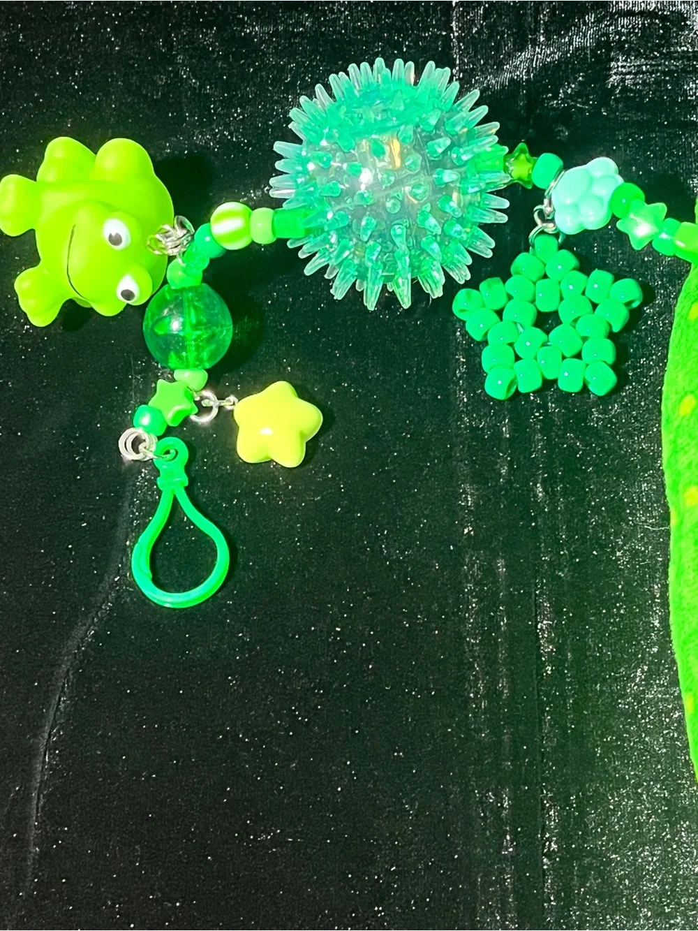 Green Junk Chain w/ Giant Pickle